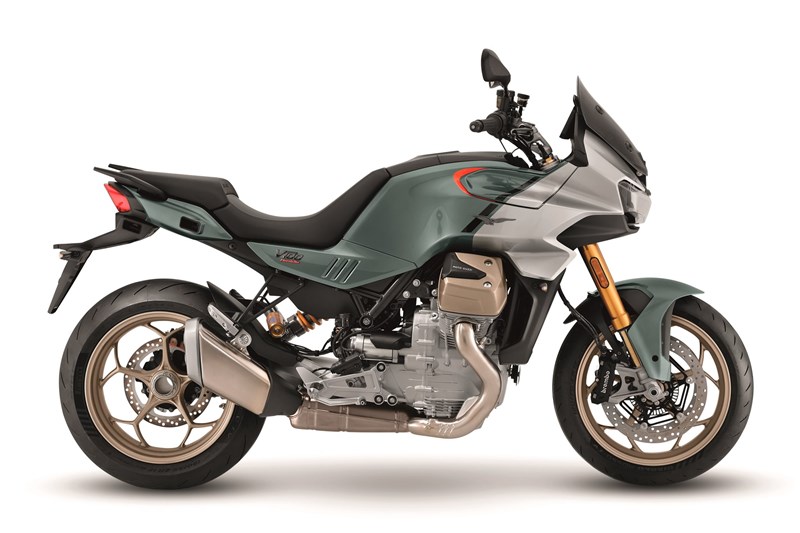 Moto Guzzi V100 Mandello Update 2025