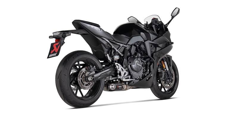 Verfügbar für GSX-8S und GSX-8R - Akrapovic - Straßenlegal