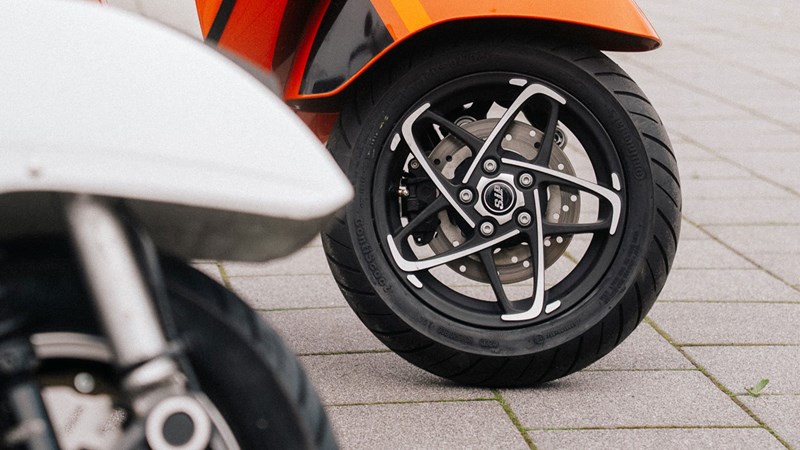 War früher alles besser? Vespa PX vs. Vespa GTS