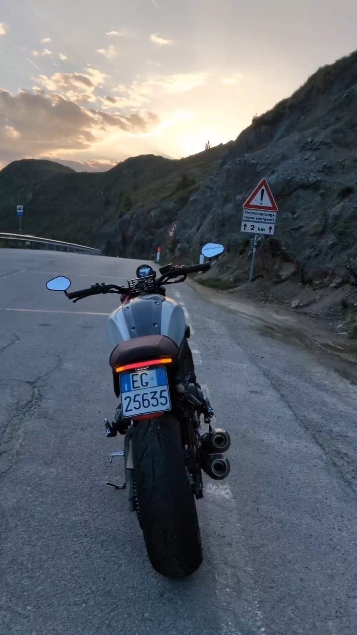 NRC Kennzeichenhalterung NRC Kennzeichenhalterung