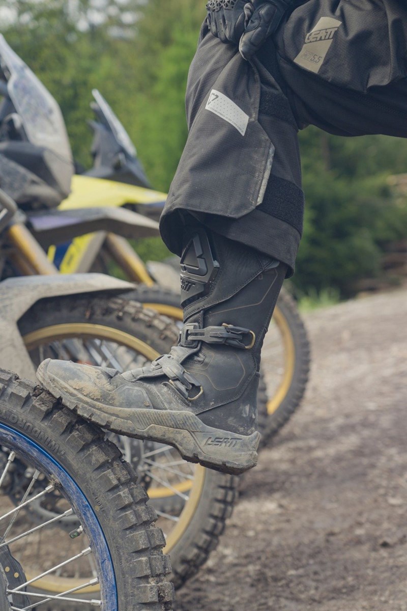 Der HydraDri 7.5 Stiefel ist wasserdicht, robust, doch bequem und damit ideal für abenteuerliche Touren. Der HydraDri 7.5 Stiefel ist wasserdicht, robust, doch bequem und damit ideal für abenteuerliche Touren.