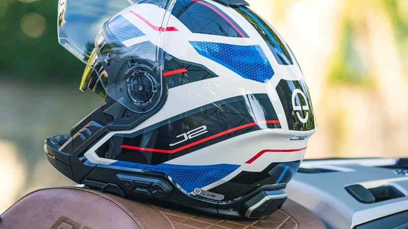 Cardo SC EDGE: Neues Intercom für Schuberth-Helme