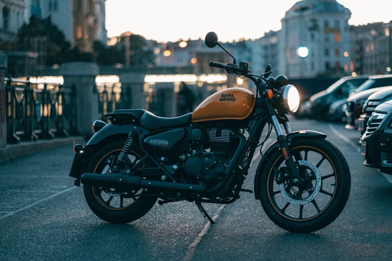 Royal Enfield Meteor 350 Royal Enfield Meteor 350