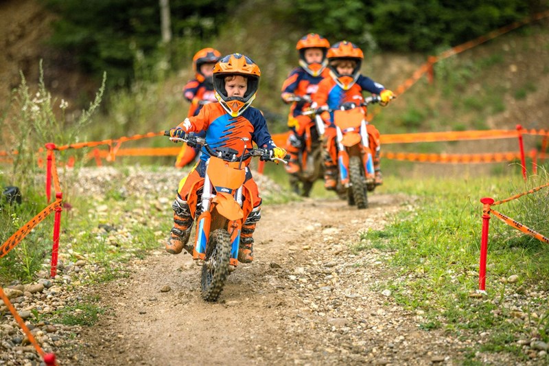 KTM Motohall Sommerprogramm 2025 für junge Motorsport-Fans