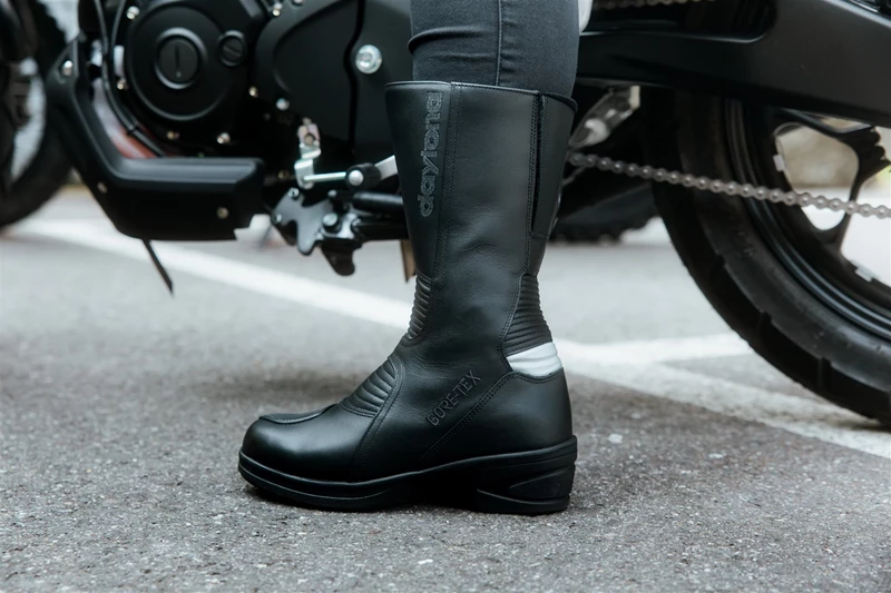 Yamaha Motorrad Tieferlegung plus Daygtona Lady Pilot GTX Yamaha Motorrad Tieferlegung plus Daygtona Lady Pilot GTX