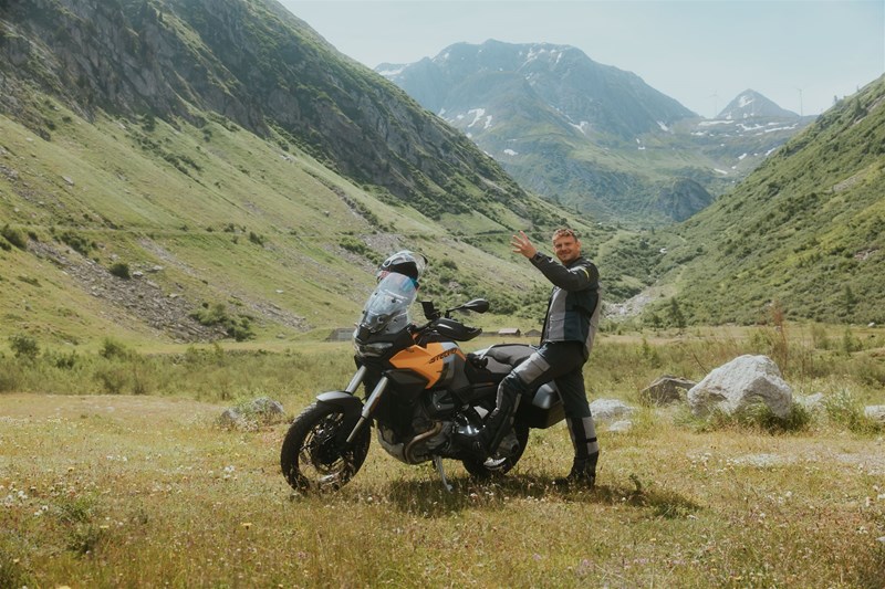 Der Nufenenpass ist der höchste komplett in der Schweiz gelegene Alpenpass