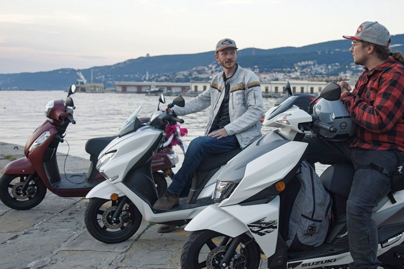 Ob Technik-Check oder Roller-Reise ans Meer - Unterhaltung ist garantiert.