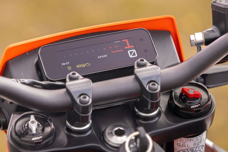 Modern, kompakt und alles, was man möchte: Das KTM TFT-Display.