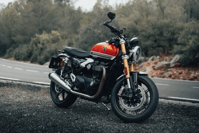 Top 10 Mittelklasse Retrobikes & Scrambler