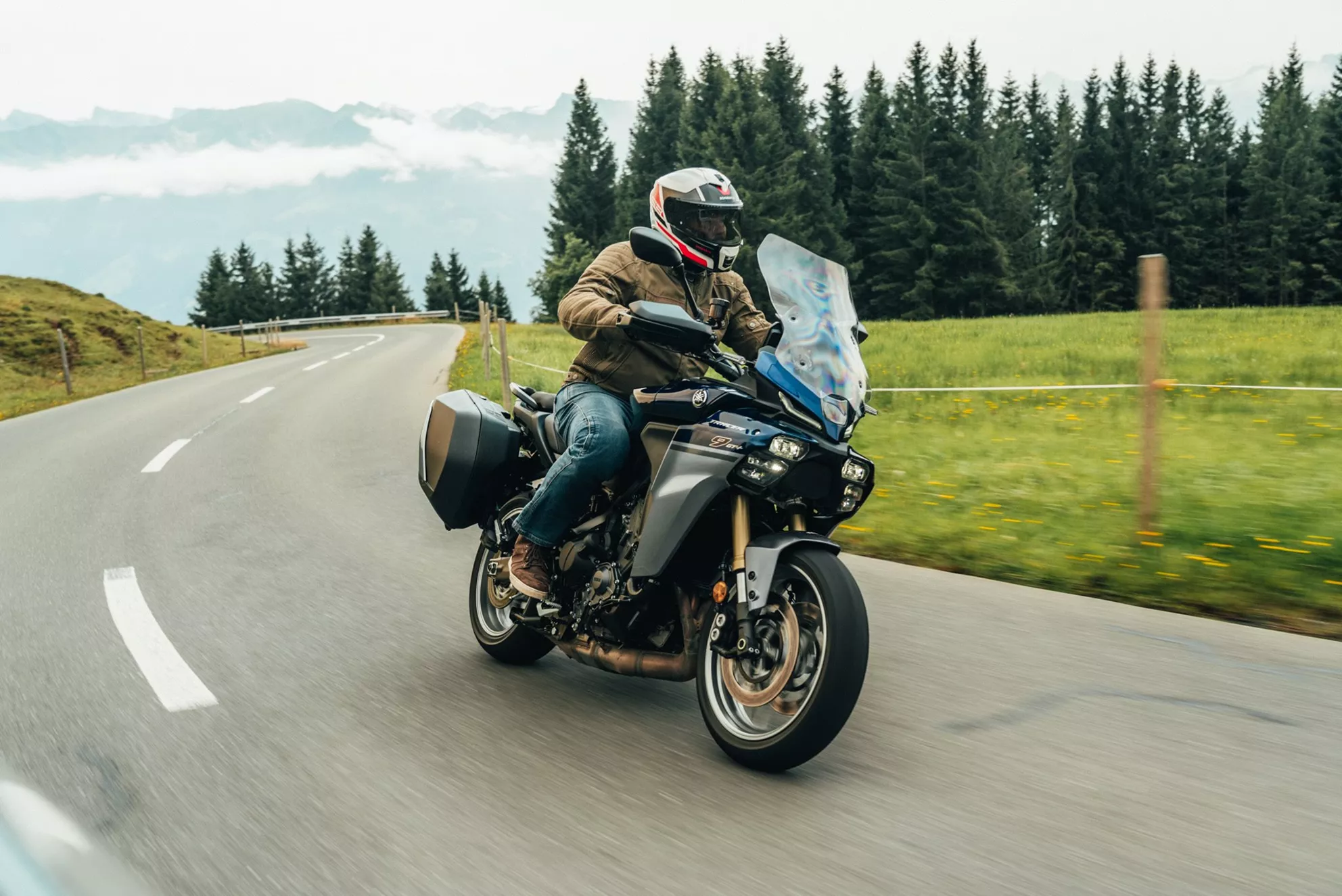 Non c'è niente di più lussuoso nel mondo dei Sporttourer: la Yamaha Tracer 9 GT+