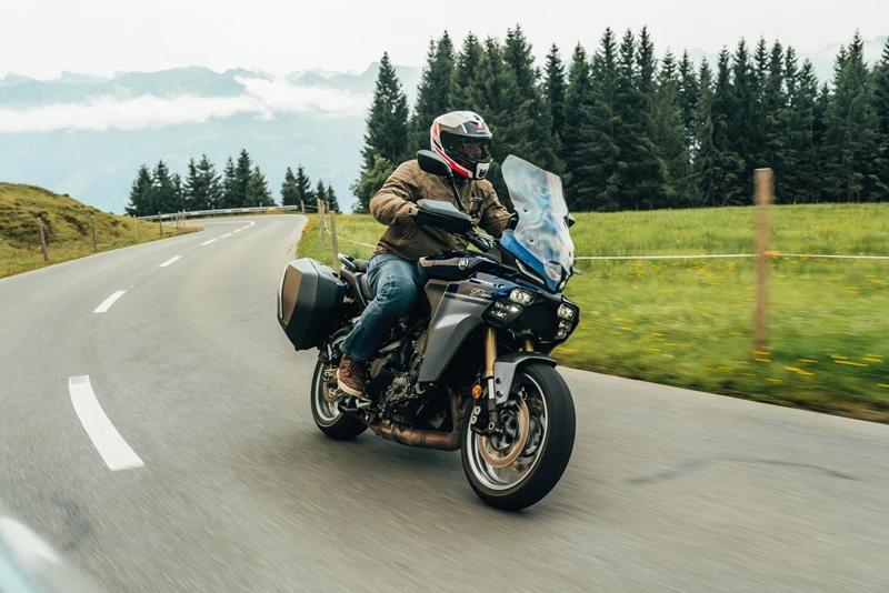 Viel luxuriöser geht Sporttouring kaum: Die Yamaha Tracer 9 GT+ Viel luxuriöser geht Sporttouring kaum: Die Yamaha Tracer 9 GT+