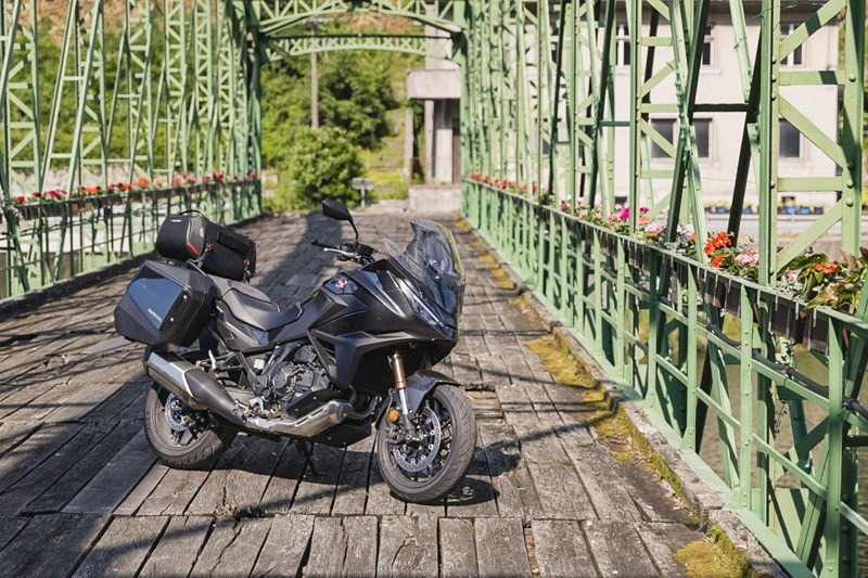 Platz 3: Honda NT100 / DCT