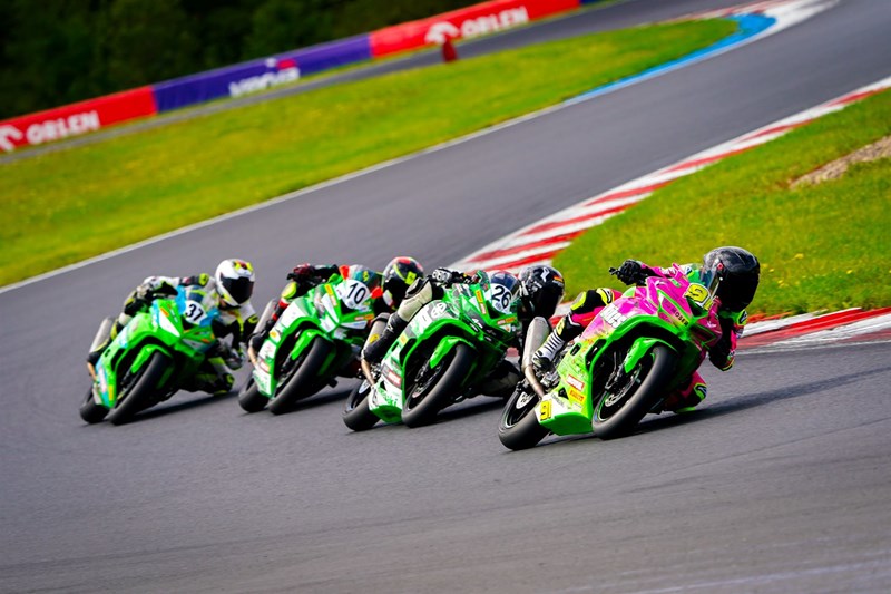 Kawasaki ZX-4RR & ZX-6R Cup 2026: Neue Markenpokale starten