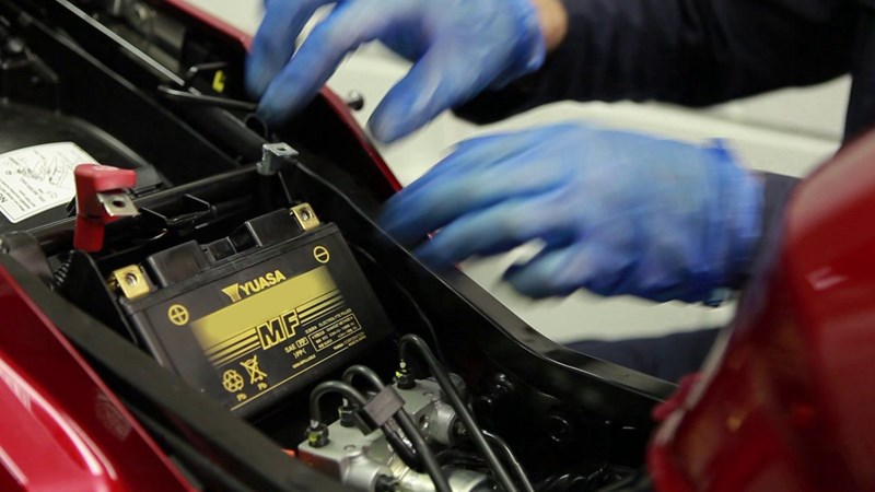 Motorrad einwintern - aber richtig.