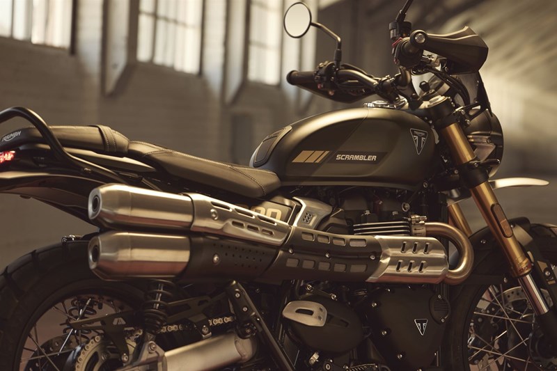 Der hohe Auspuff gehört einfach dazu.