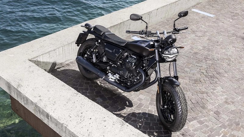 Moto Guzzi V9 Bobber Moto Guzzi V9 Bobber