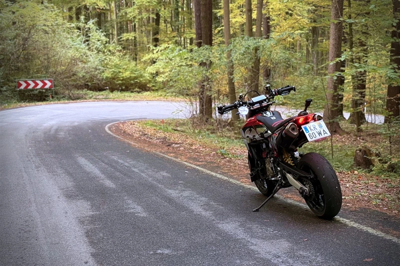 Continental ContiRaceAttack 2 - 700er Supermoto Reifentest Continental ContiRaceAttack 2 - 700er Supermoto Reifentest