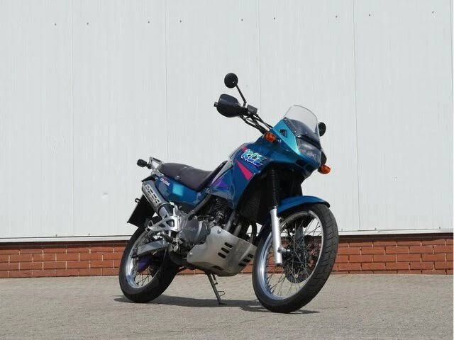 Die Urahnin der modernen KLE: Kawasaki KLE 500 aus 1995 Die Urahnin der modernen KLE: Kawasaki KLE 500 aus 1995
