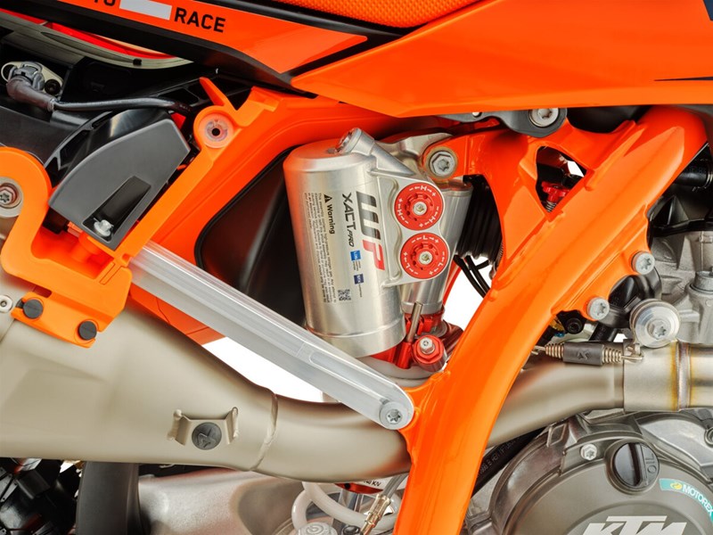 KTM 450 SX-F & 250 SX-F Factory Edition 2026 vorgestellt