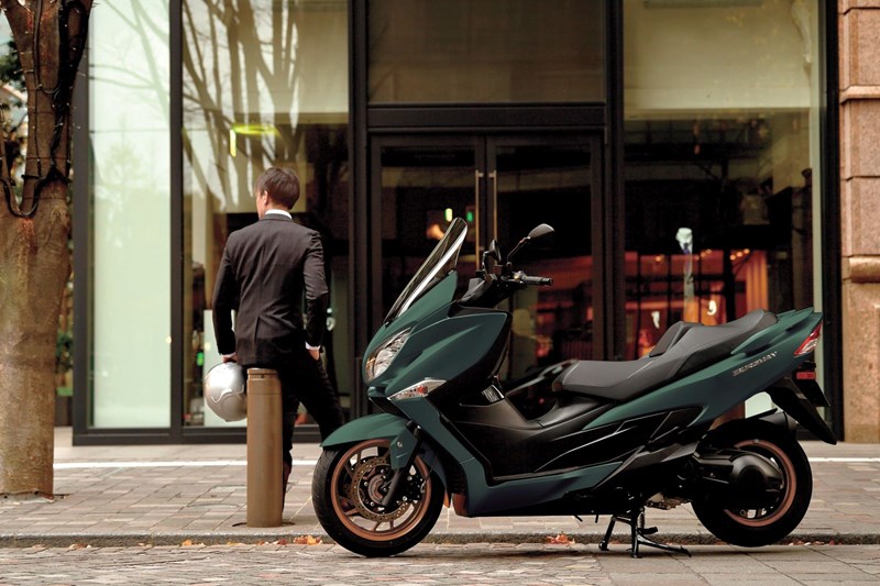 Suzuki BURGMAN 400 2026