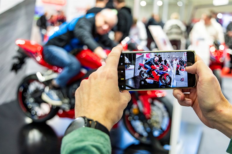 Kommentar Motorradmessen