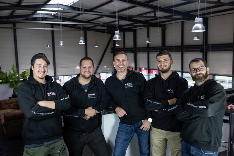 Aus einer Idee von zwei Motorradfans wurde ein Team: Einblick in die Swiss RIDEOUT Community