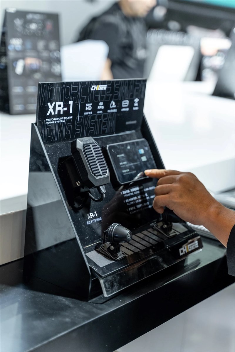 CHIGEE zeigt Radarsystem und Dashcam auf der EICMA 2025