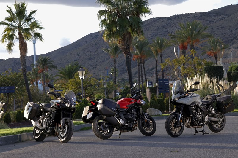 Neben weitreichendem Zubehör stehen auch drei Farben zur Auswahl.