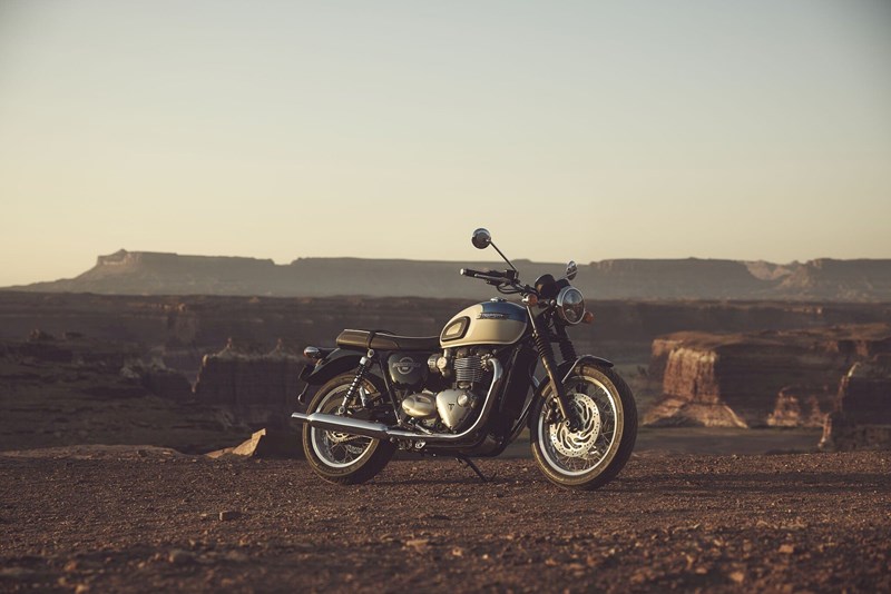 Triumph Bonneville T120 : Évolution d'un classique avec des touches modernes