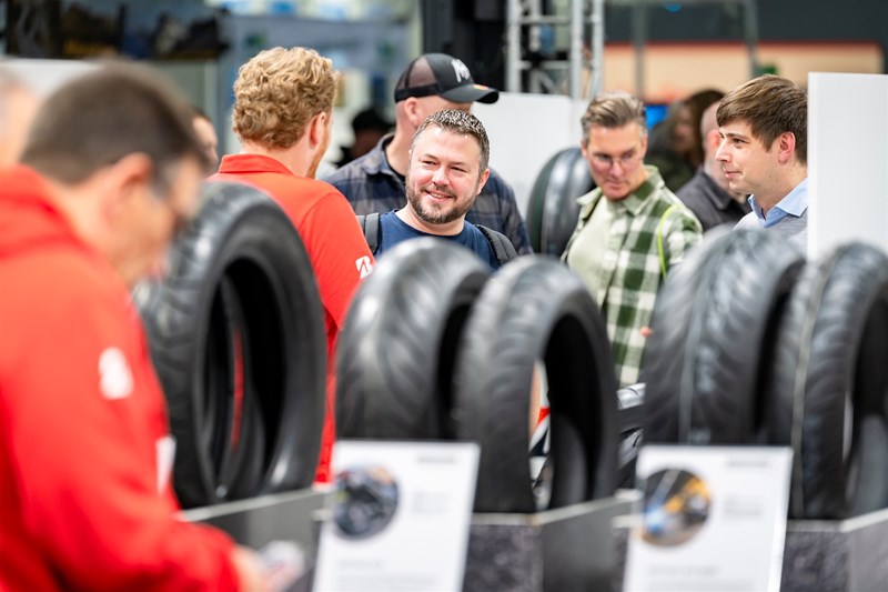 Top Beratung! Herzliche und ehrliche Begeisterung für das Thema am Stand von Bridgestone!