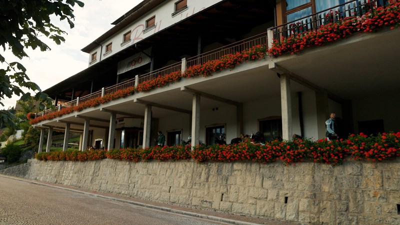 MoHo Hotel Bellavista in Ravascletto, der perfekte Ausgangspunkt für Touren im Friaul.