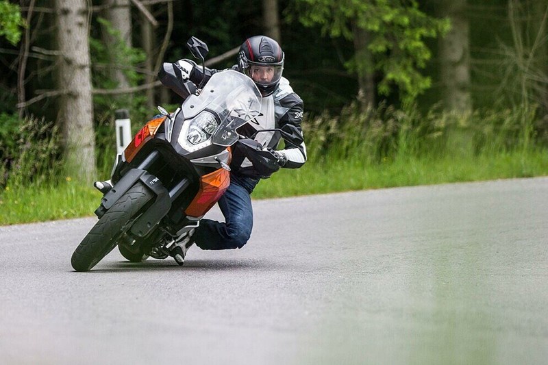 Von Anfang an war die 1190 Adventure ein Motorrad, welches auch die sportliche Fraktion begeistern konnte.