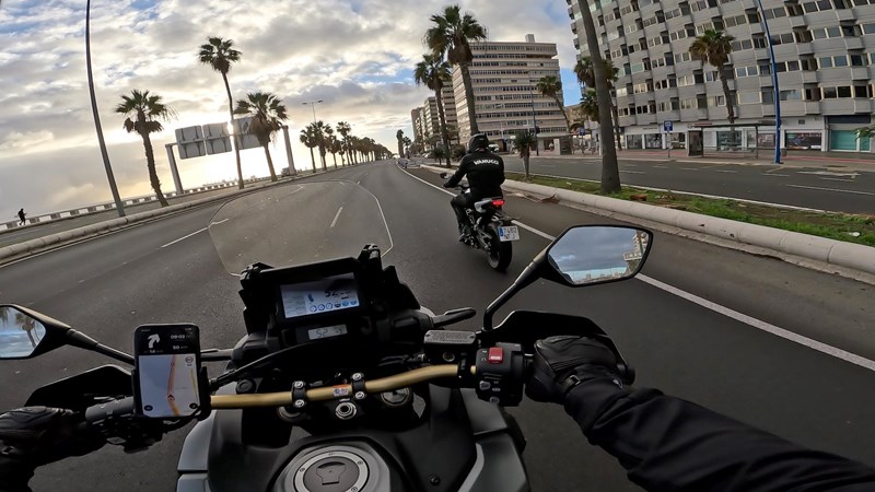 Frühmorgens auf der Autobahn bei Las Palmas