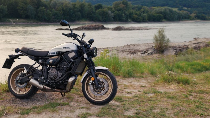Was soll die XSR 700 sein? Retro-Bike? Naked-Bike?
