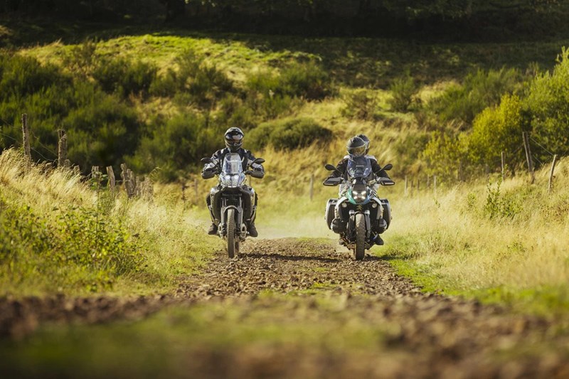 Der Anakee Adventure 2 wurde für moderne Reiseenduros entwickelt, was hohe Anforderungen mit sich bringt.