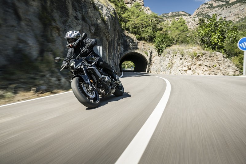 Geht es flott um die Kurven, fühlt sich das Y-AMT wohl.