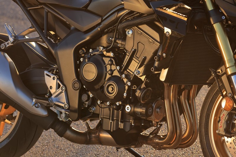 Die Performance des Vierzylinders überzeugt während der Fahrt.