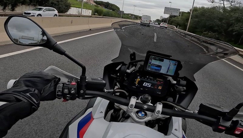 Apple CarPlay sulla BMW R1250GS usata