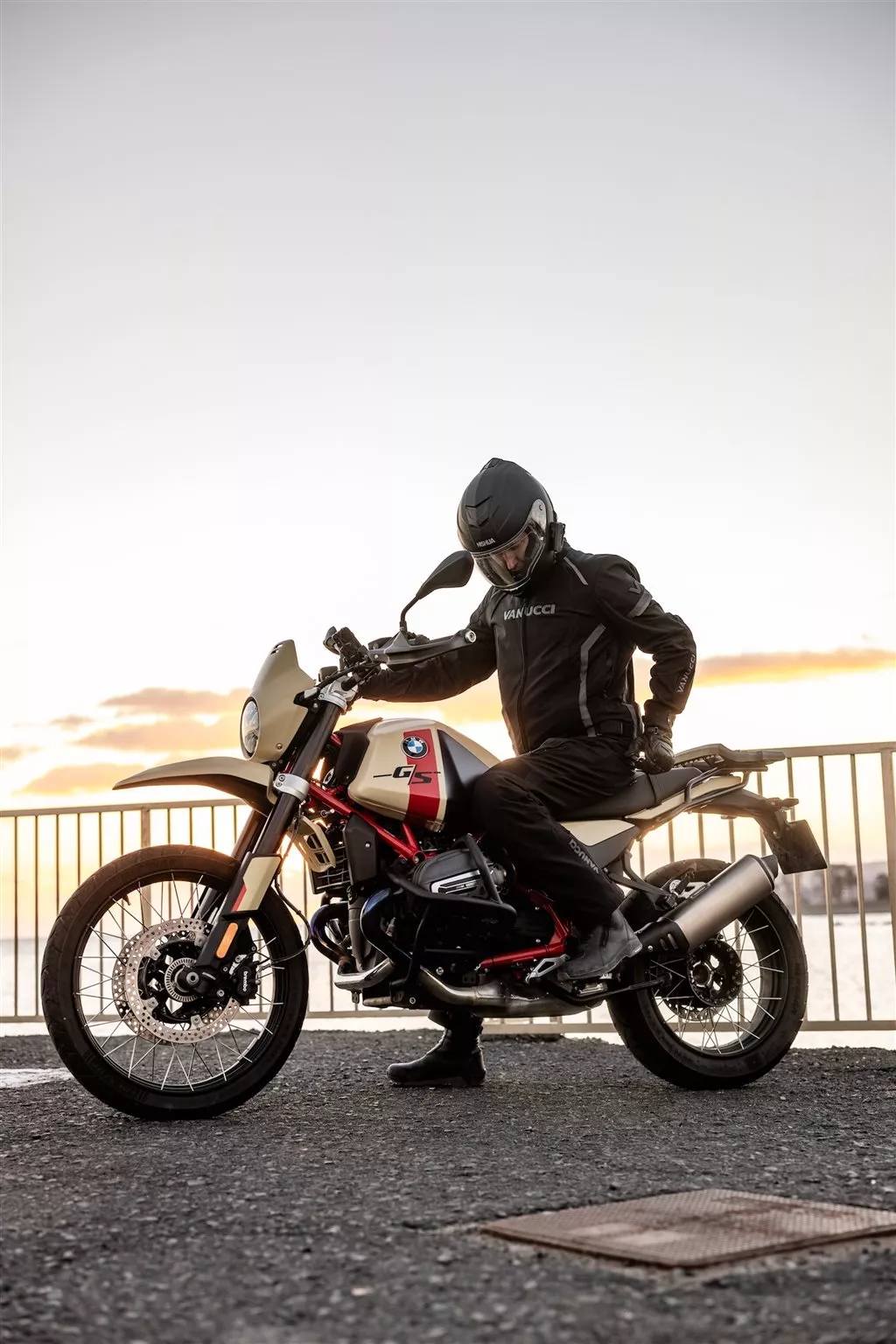 Sembra fantastica e offre tanto divertimento! La BMW R 12 G/S