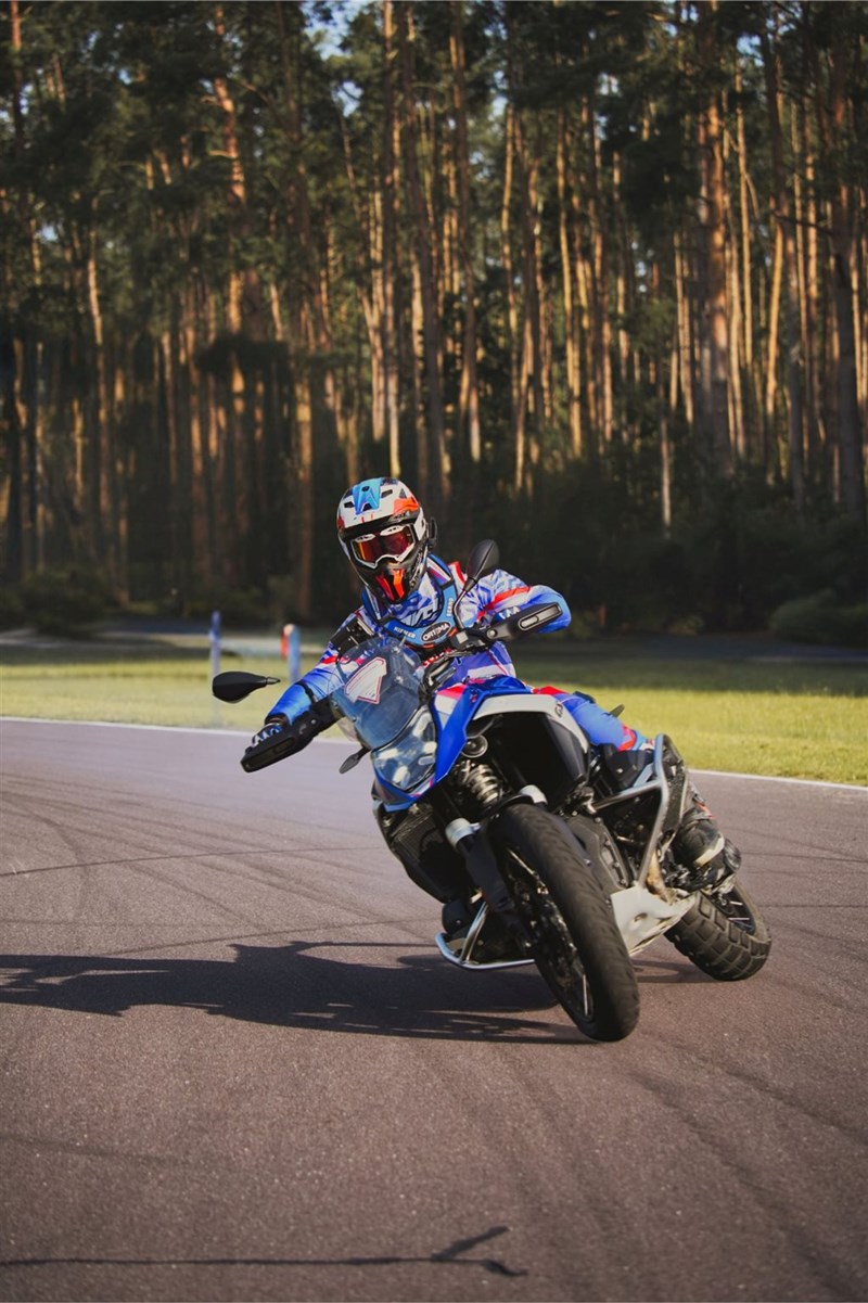 Bernd Hiemer als Universaltalent bei 1000PS