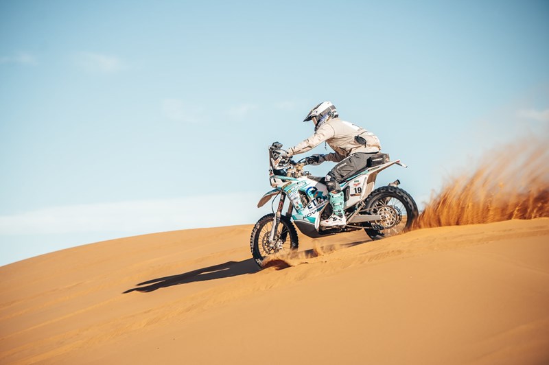 Dünen-surfen mit der Kove 450 Rally EX - ein Riesenspaß!