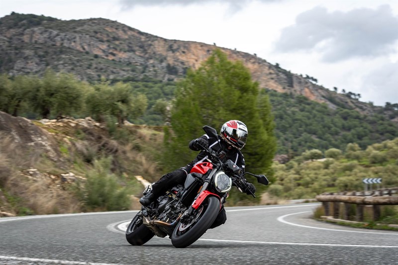 Ducati Monster 2026: Neue V2-Power und Rückkehr zur Essenz