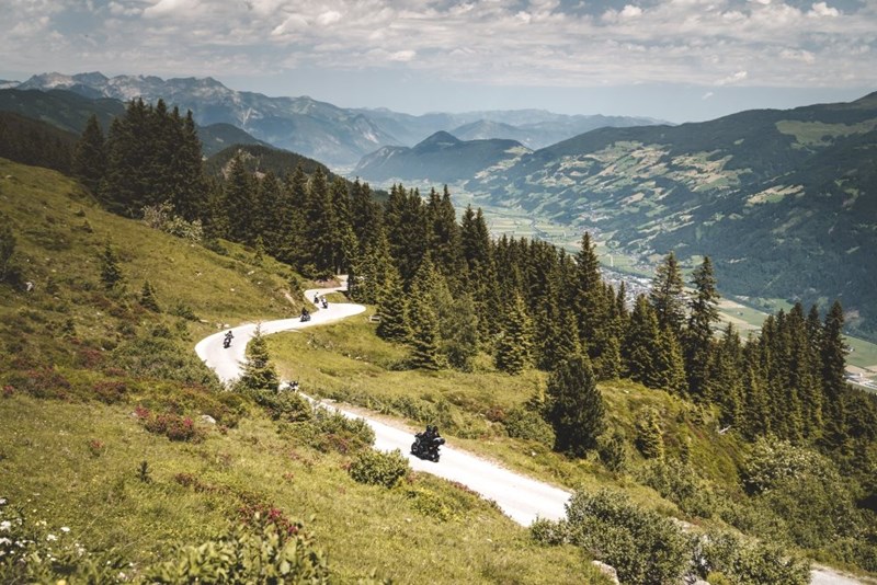 Auf solchen Straßen kannst du auch bald unterwegs sein.