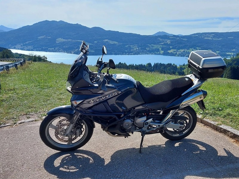 Tourentaugliche Motorräder unter 3.500 Euro