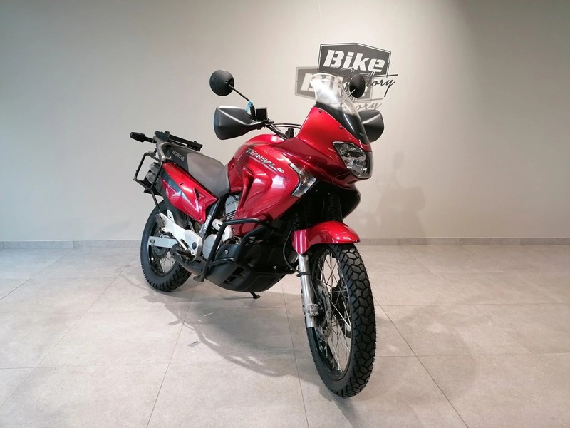 Tourentaugliche Motorräder unter 3.500 Euro