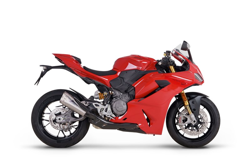 Ducati Panigale V2 mit ZARD Slip-On Titan
