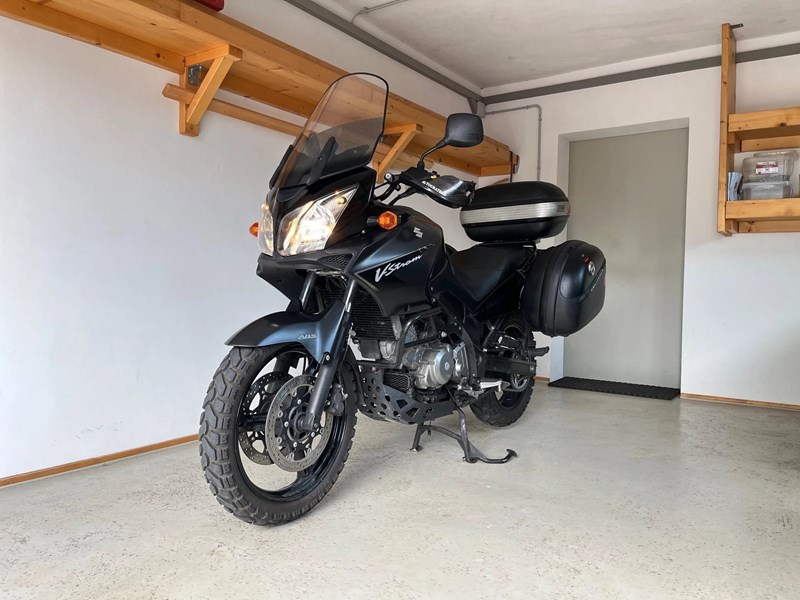 Tourentaugliche Motorräder unter 3.500 Euro