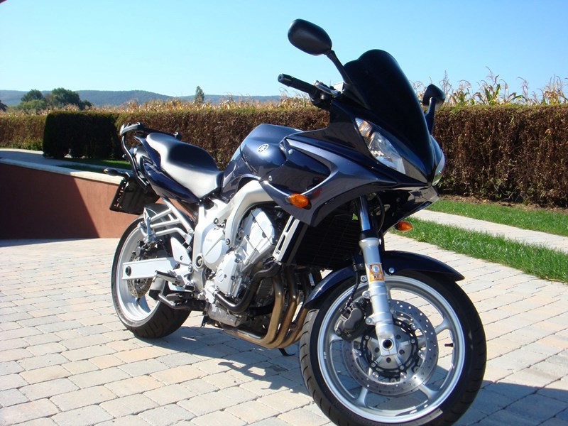 Tourentaugliche Motorräder unter 3.500 Euro