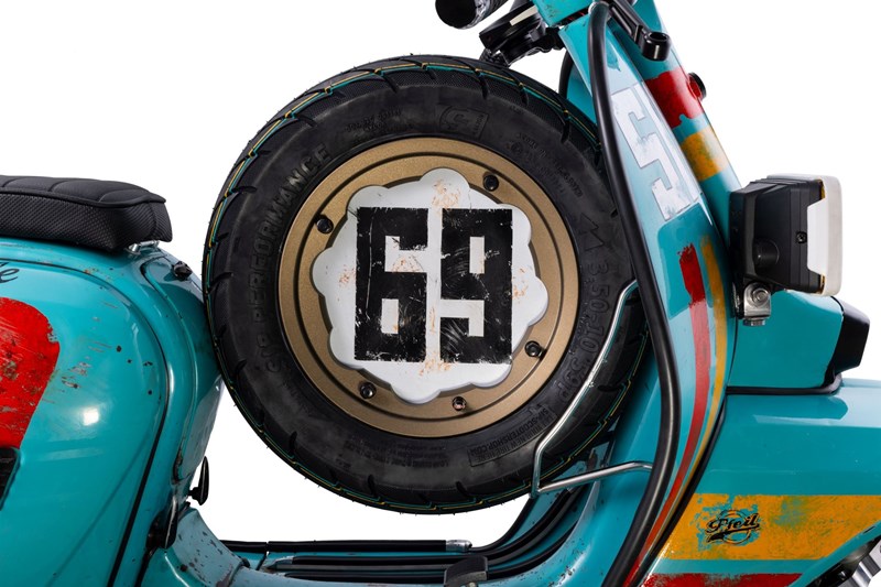 Lambretta DL 69 Demonstrator - SIP Custom Roller