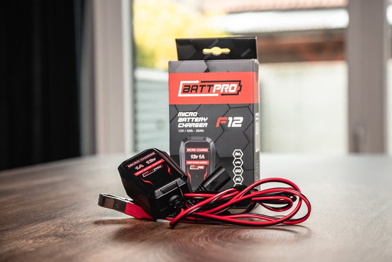 BATTPRO Ladegerät F12